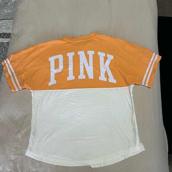 PINK Victoria’s Secret Lounge T-shirt - Picture 2 of 4